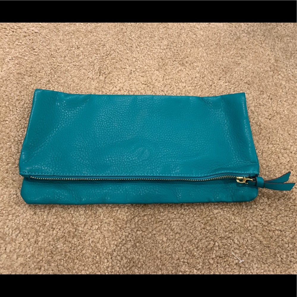 Green Snap/Zipper Clutch